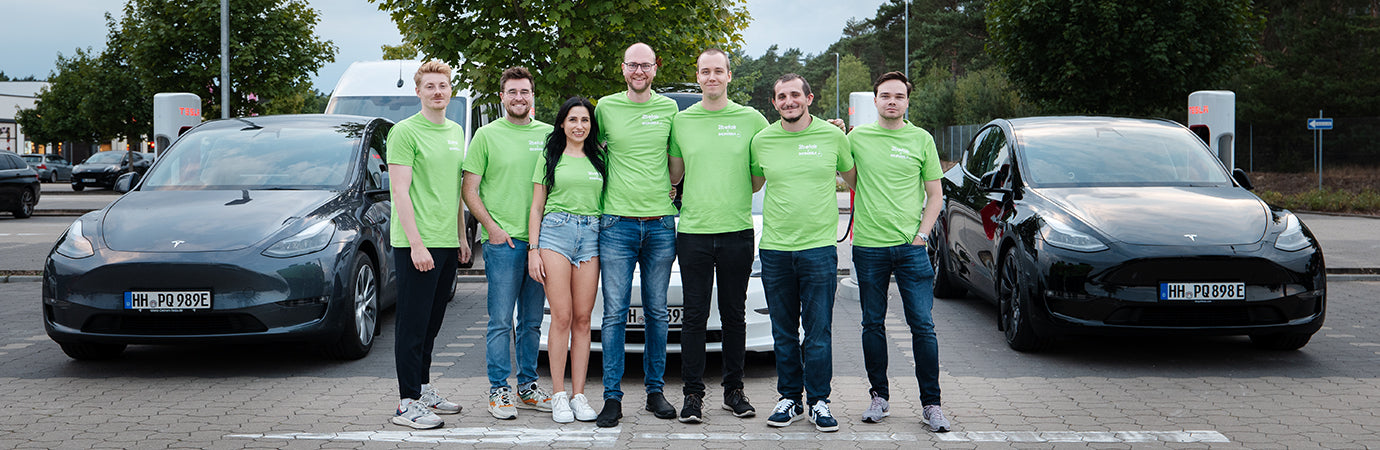 Shop4Tesla Teamfoto