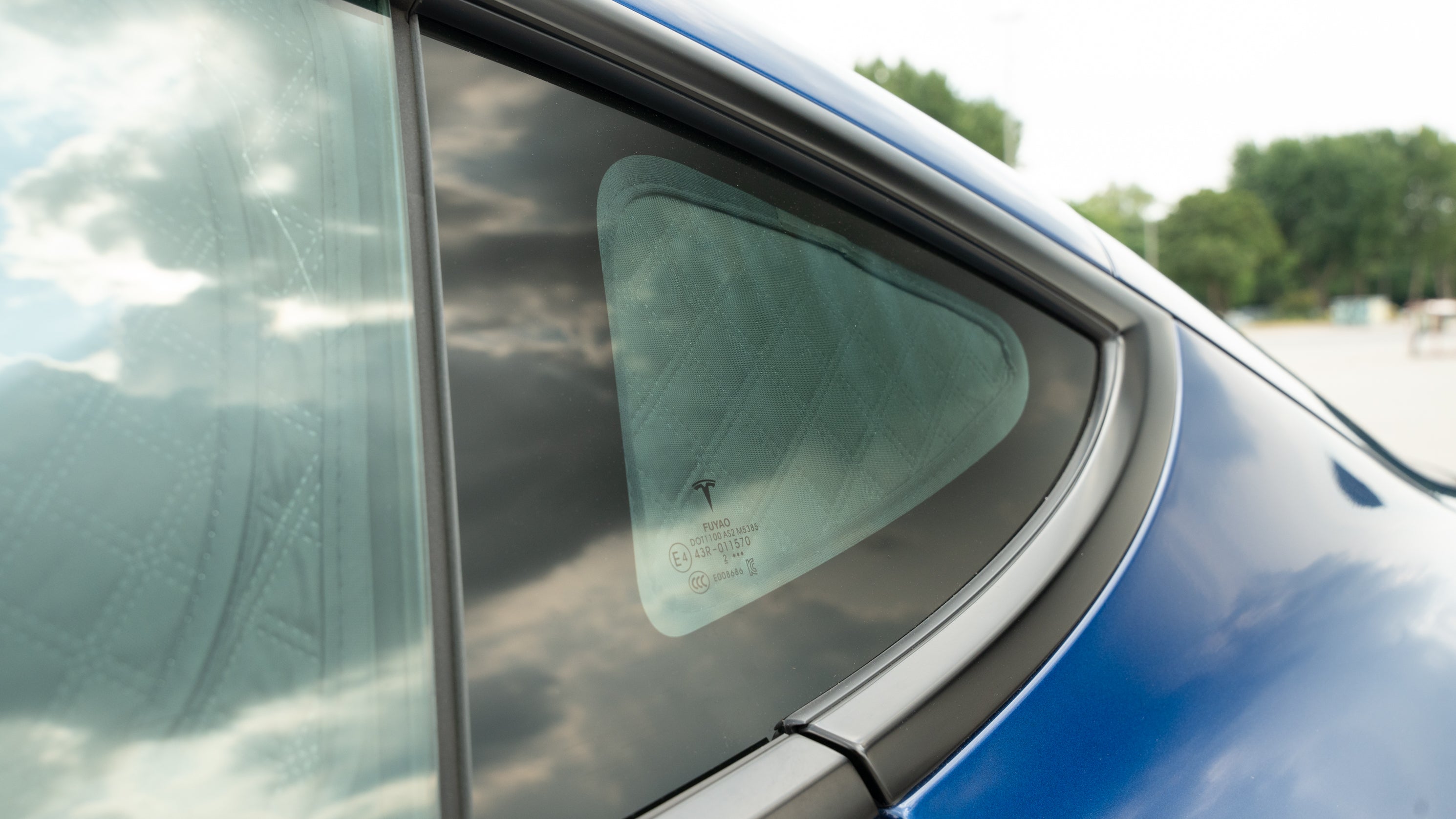 Seiten/Heckscheiben Sonnen- und Sichtschutz für das Tesla Model 3 - Shop4Tesla
